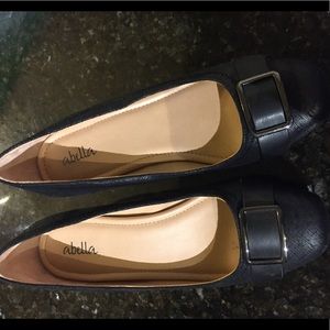 Black wedge Abella shoes